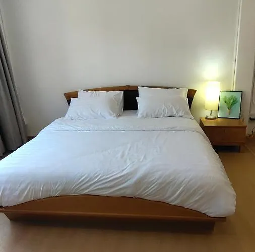 Nitichai Place, Private Sukhumvit Townhome 8pax Appartement