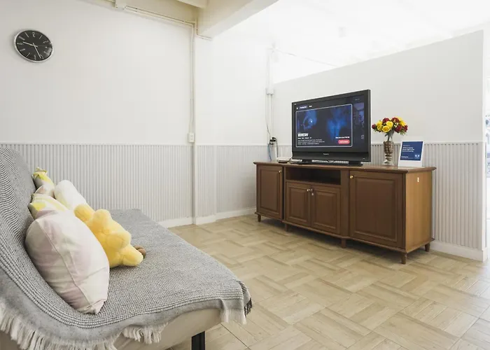 Nitichai Place, Private Sukhumvit Townhome 8pax *
