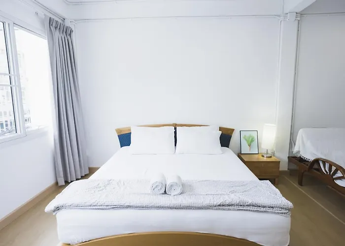 Nitichai Place, Private Sukhumvit Townhome 8pax Appartement Bangkok