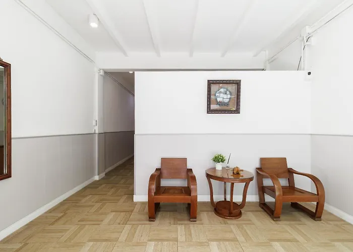 Nitichai Place, Private Sukhumvit Townhome 8pax