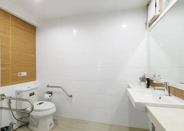 Nitichai Place, Private Sukhumvit Townhome 8pax Apartment