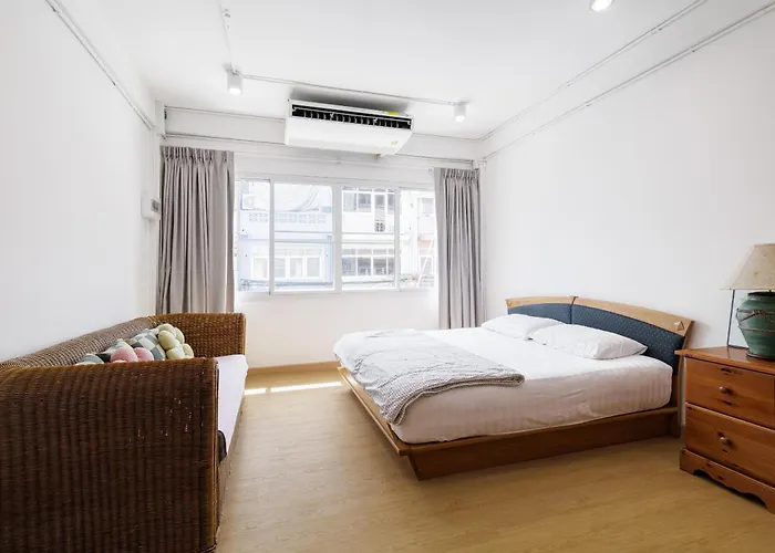 Nitichai Place, Private Sukhumvit Townhome 8pax *